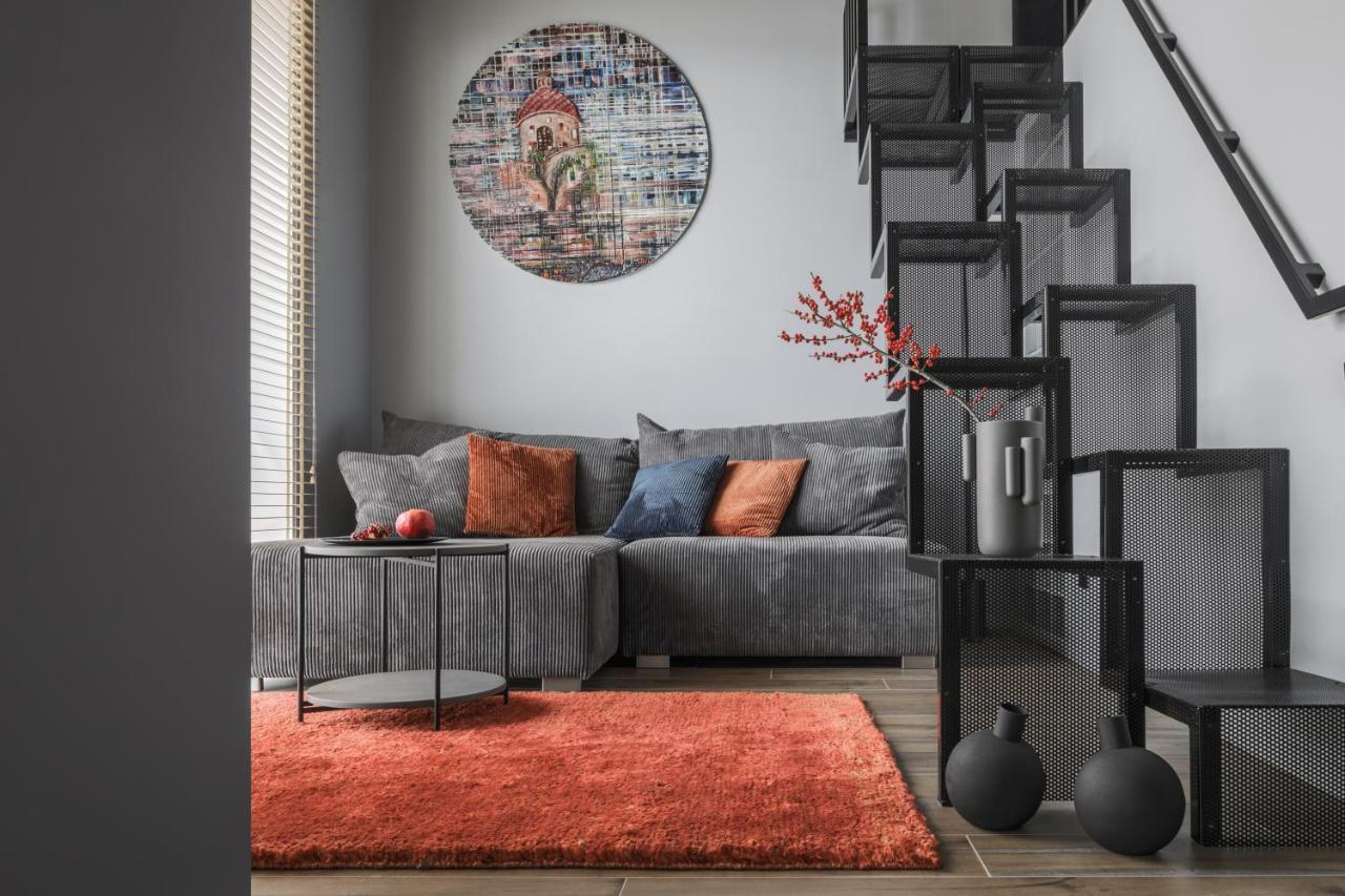 Ivis House Modern Apartment In Vilnius Old Town With Balcony 维尔纽斯 外观 照片