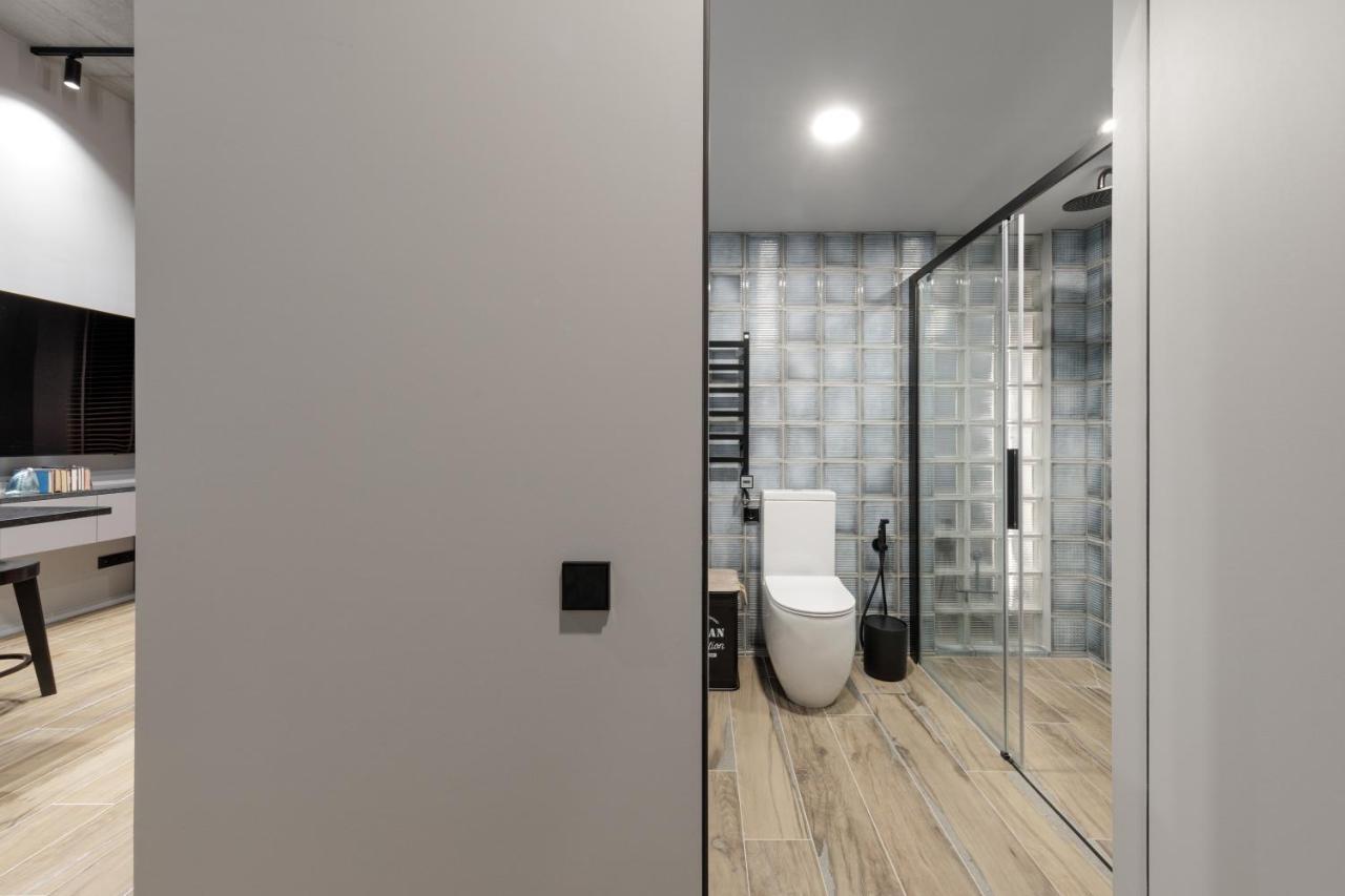 Ivis House Modern Apartment In Vilnius Old Town With Balcony 维尔纽斯 外观 照片