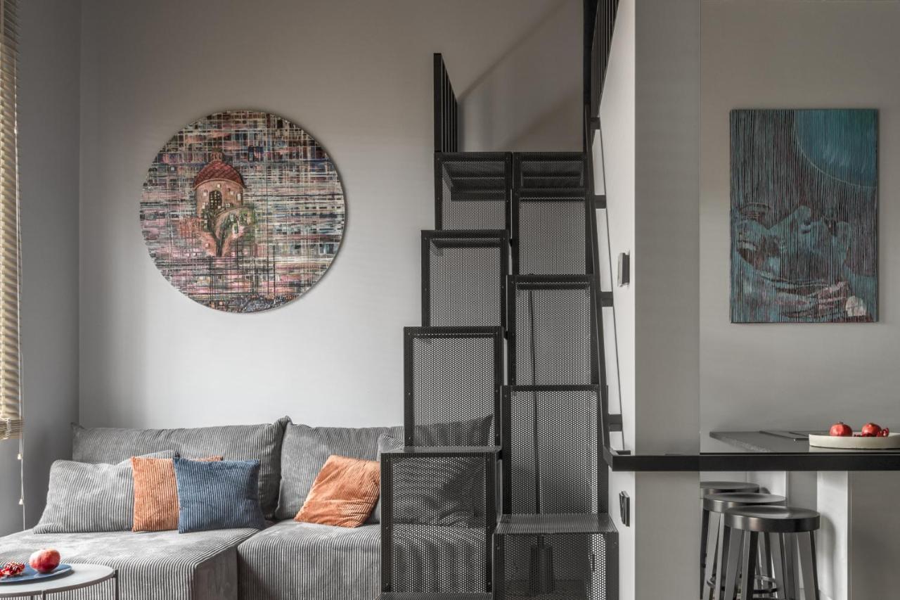 Ivis House Modern Apartment In Vilnius Old Town With Balcony 维尔纽斯 外观 照片